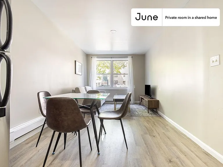 71 Clermont Ave #D — Photo 8