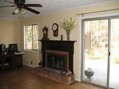 5th image of 3340 Shore Lake Dr