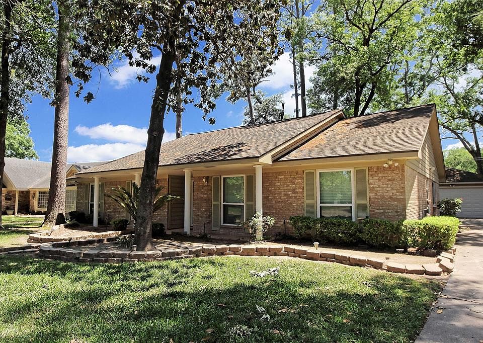 1st image of 7210 Bayou Oaks Dr