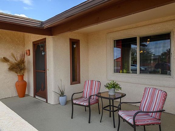2nd image of 2950 Indian Springs Dr