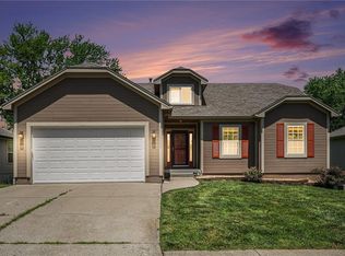 19208 E Lynchburg Pl N, Independence, MO 64058