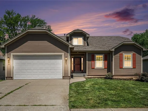 19208 E Lynchburg Pl N, Independence, MO 64058