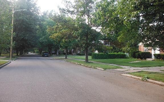 3rd image of 3805 Kensington Ave