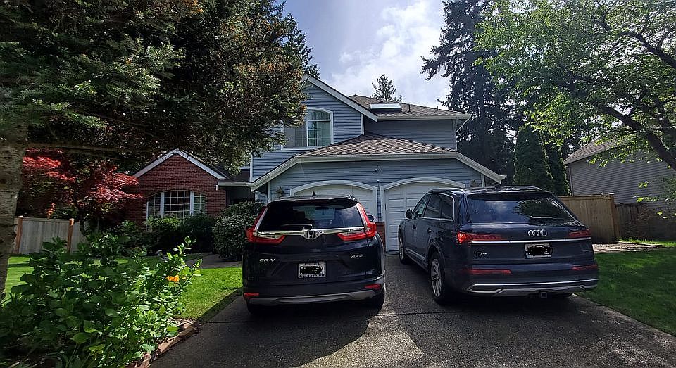 1st image of 2422 233rd Ave NE