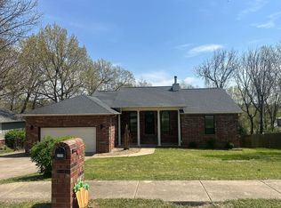 2203 Stout Dr, Springdale, AR 72762