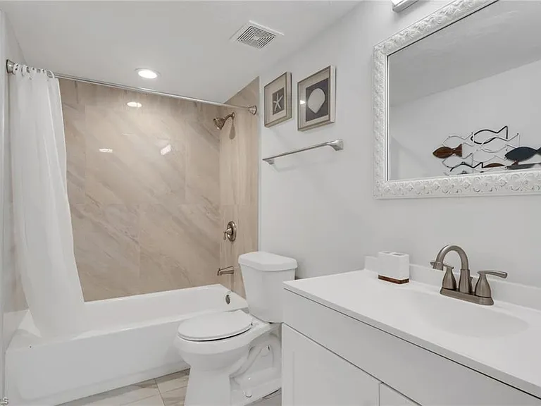 4001 Ice Castle Way #5 — Photo 18