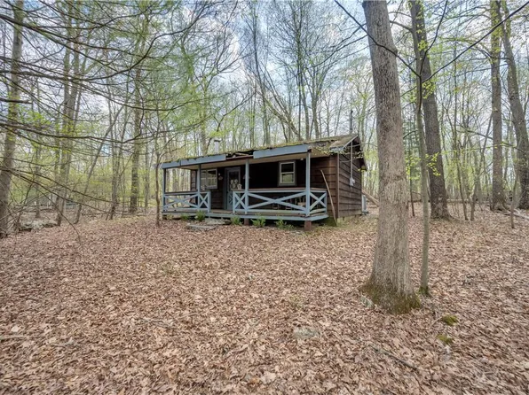 151 Raven Dr, East Stroudsburg, PA 18302