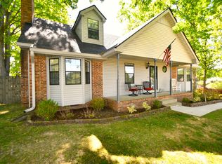 520 Tyler Ct, Cottontown, TN 37048