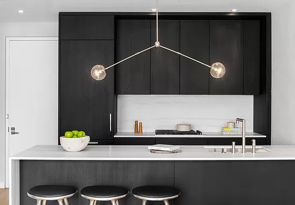 4th image of 32 E 1st St #4D