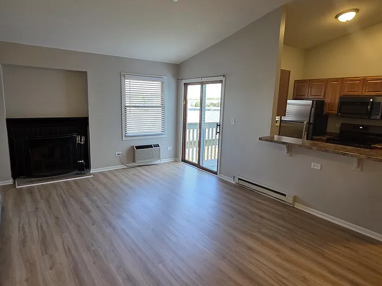 1361 Cunat Ct #2C — Photo 6