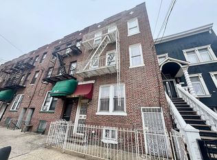 36-31 30th St #1, Astoria, NY 11106