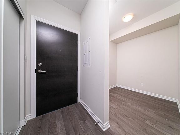 2nd image of 150 Oak Park Blvd #204