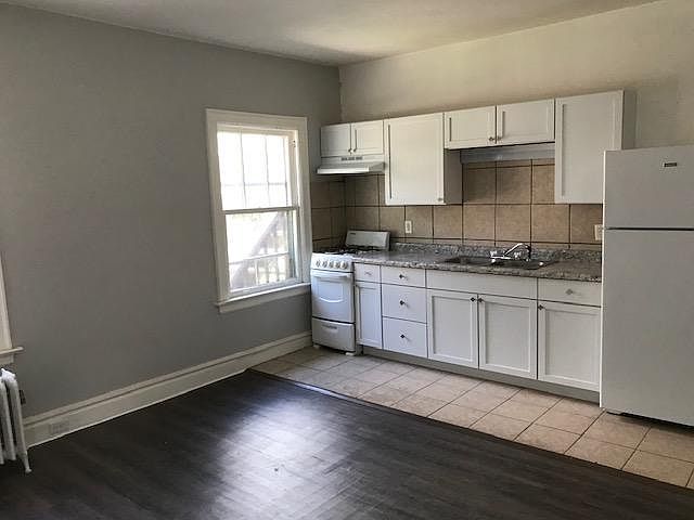 1st image of 223 Capital Ave NE APT 4