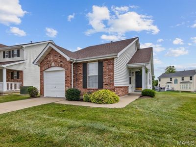 153 Bayhill Village Dr, O'Fallon, MO, 63368