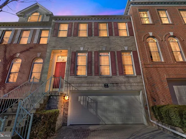 128 Rees Pl, Falls Church, VA 22046