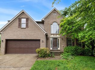 5800 Weatherburn Ct, Prospect, KY 40059