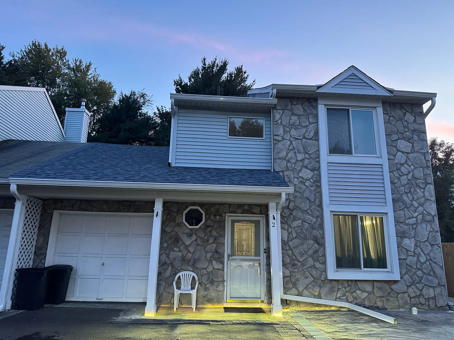 2 bed, 1.5 bath, 1497 sqft, $3,000 — Photo 1