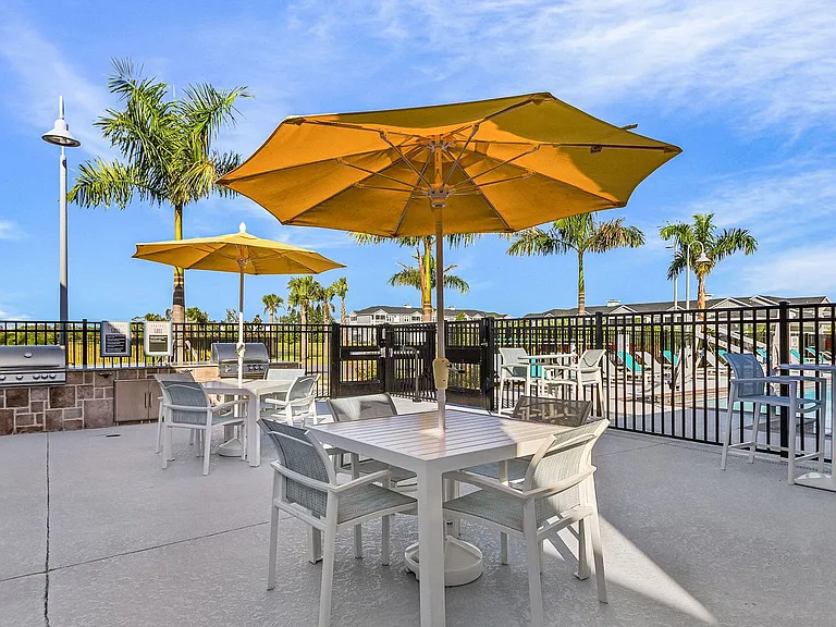 Springs at Coral Shores — Photo 39