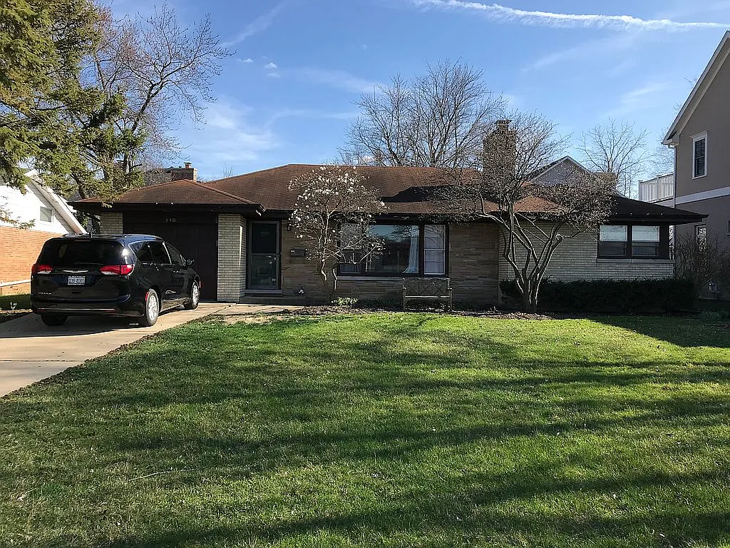 340 Prairie Ave photo 1