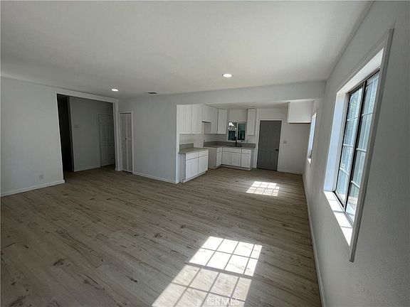5th image of 5569 Bonnie Dr