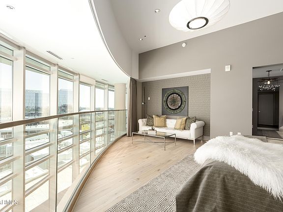 3rd image of 140 E RIO SALADO Parkway #1205