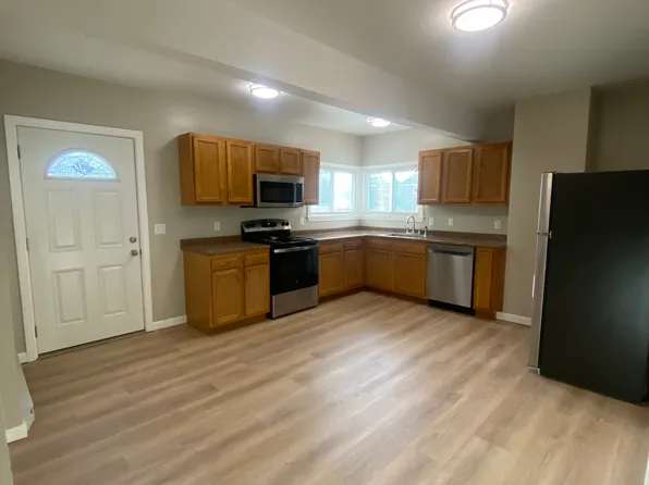 620 Main St #L1, Oxford, MA 01540