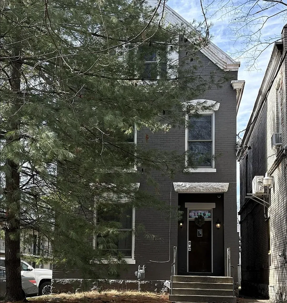 2 bed, 1185 sqft, $1,250 — Photo 1