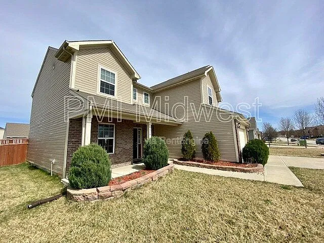 8014 Harshaw Dr — Photo 3
