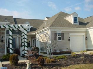 7 Dove Ct, Hamilton, NJ 08690