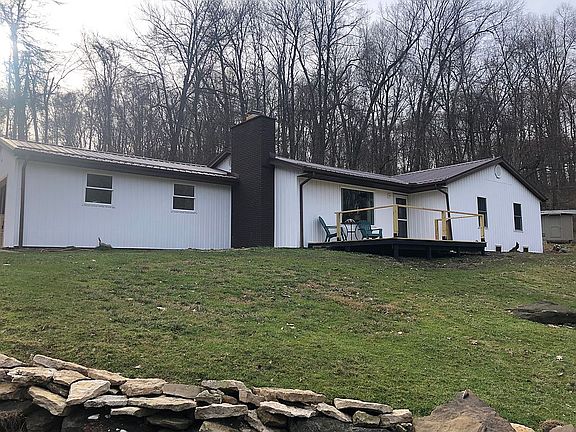 2nd image of 3021 Montgomery Rd NE