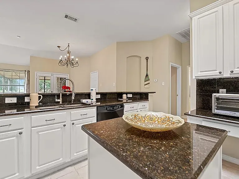 10309 Belfort Dr — Photo 25