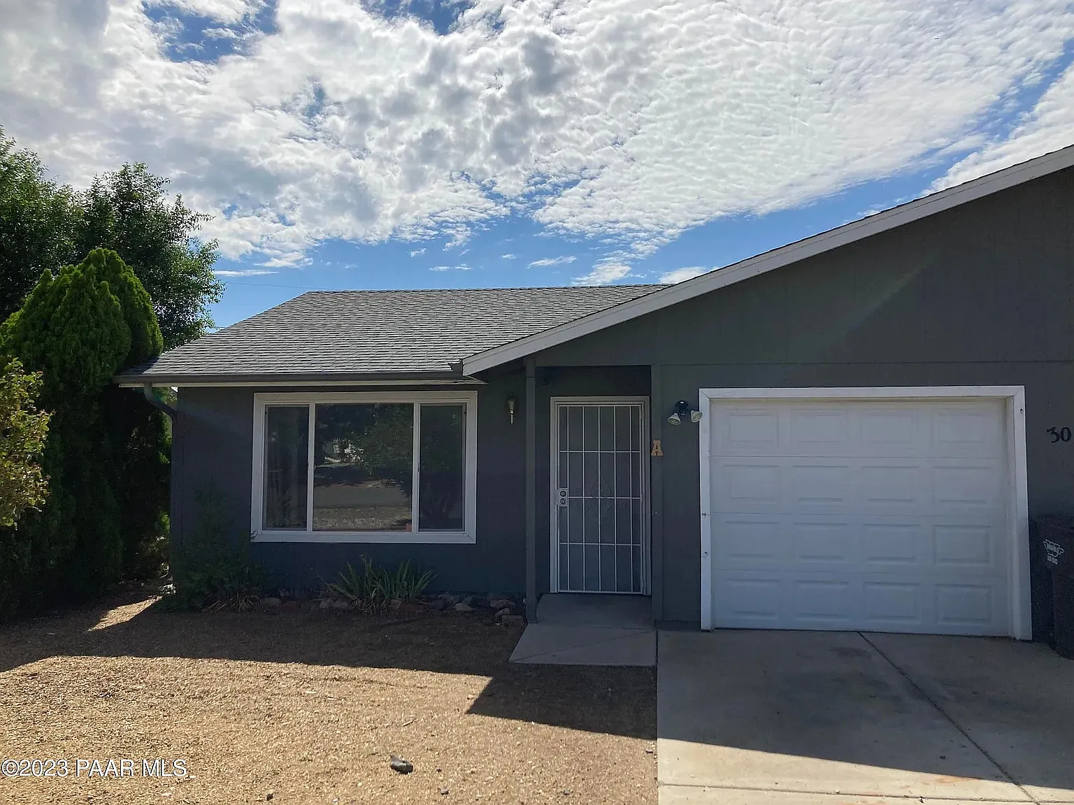 2 bed, 738 sqft, $1,600 — Photo 1