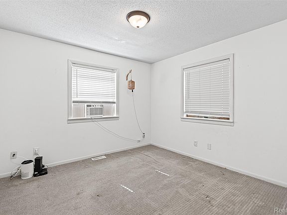5th image of 9204 Bray Rd