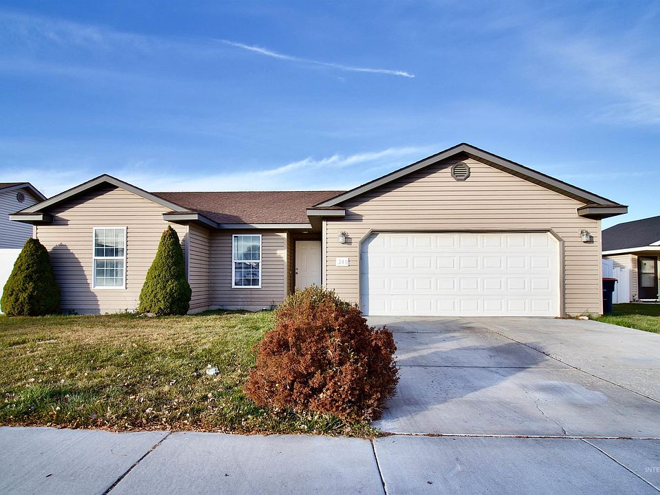 1st image of 241 Bellevue Ct