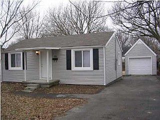 2nd image of 2410 Thomas Ave