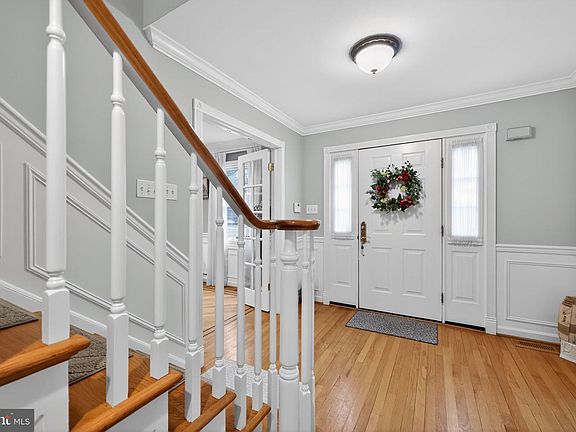 2nd image of 4873 Church Rd