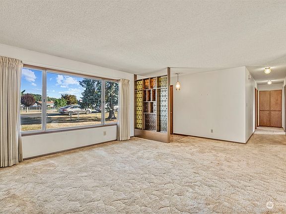 5th image of 109 Ponderosa Drive
