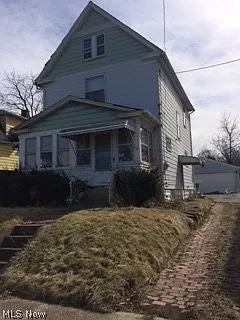 537 Dickson St photo 1