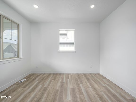3rd image of 2496 N Wildflower Ln