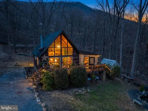 125 National Forest Access Rd, Luray, VA 22835