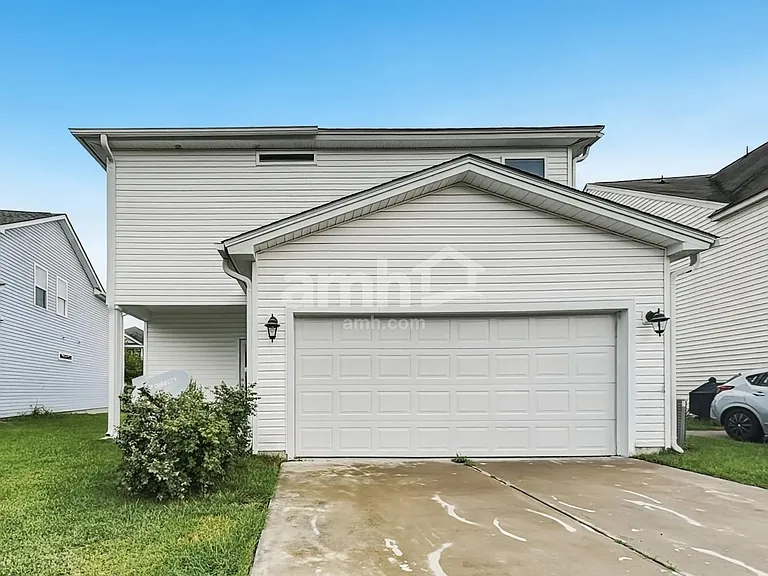 319 Crabapple Cir — Photo 17