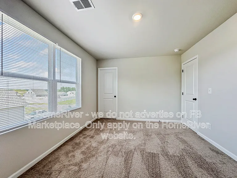437 Chedworth Dr — Photo 13