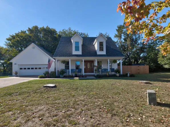 339 W Sunset Ridge Dr, Mount Sterling, KY 40353
