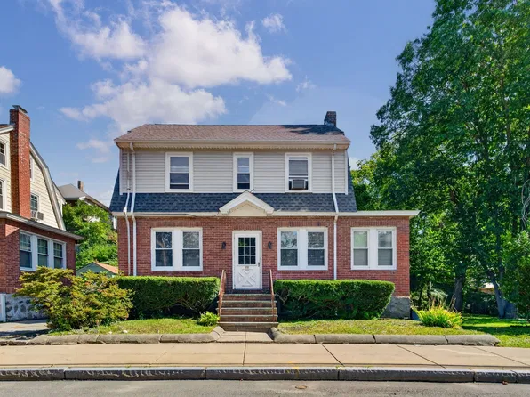 19 Stearns Rd, Boston, MA 02132