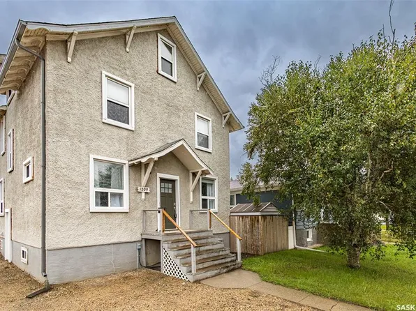 1209 Cumberland AVENUE S, Saskatoon, SK S7H 2L8