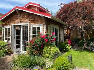 608 N 49th St, Seattle, WA 98103