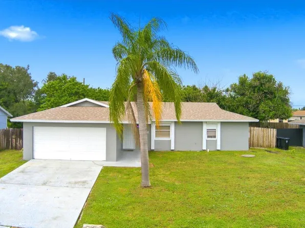 2066 SE STONECROP Street, Port St Lucie, FL 34984