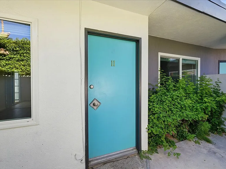 2080 S. Camino Real — Photo 19