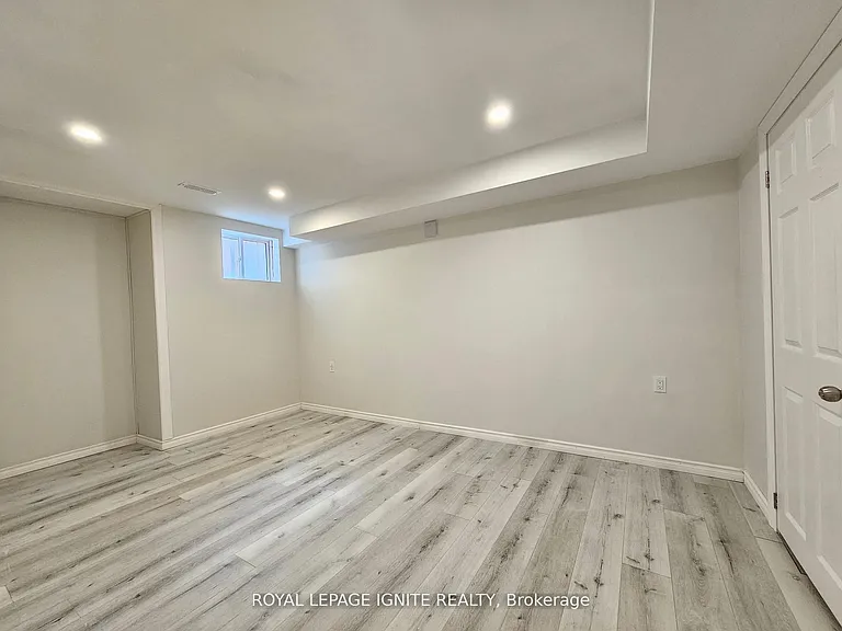 669 Sweetwater Cres #BASEMENT — Photo 7