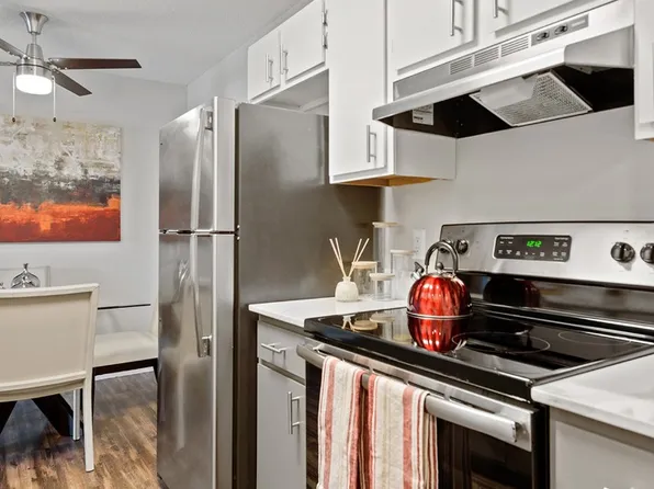 Arrive 4301, 4301 Park Glen Rd #124, Minneapolis, MN 55416